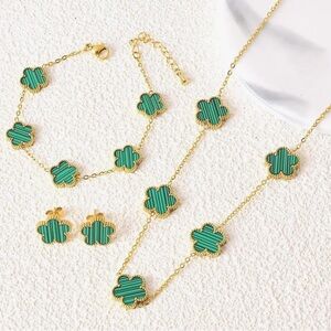5 Motif Green Gold flower clover necklace earring bracelet (3) piece jewelry Set